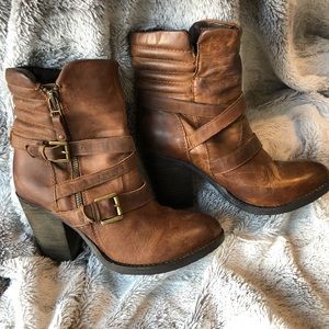 Steve madden distressed leather bootie